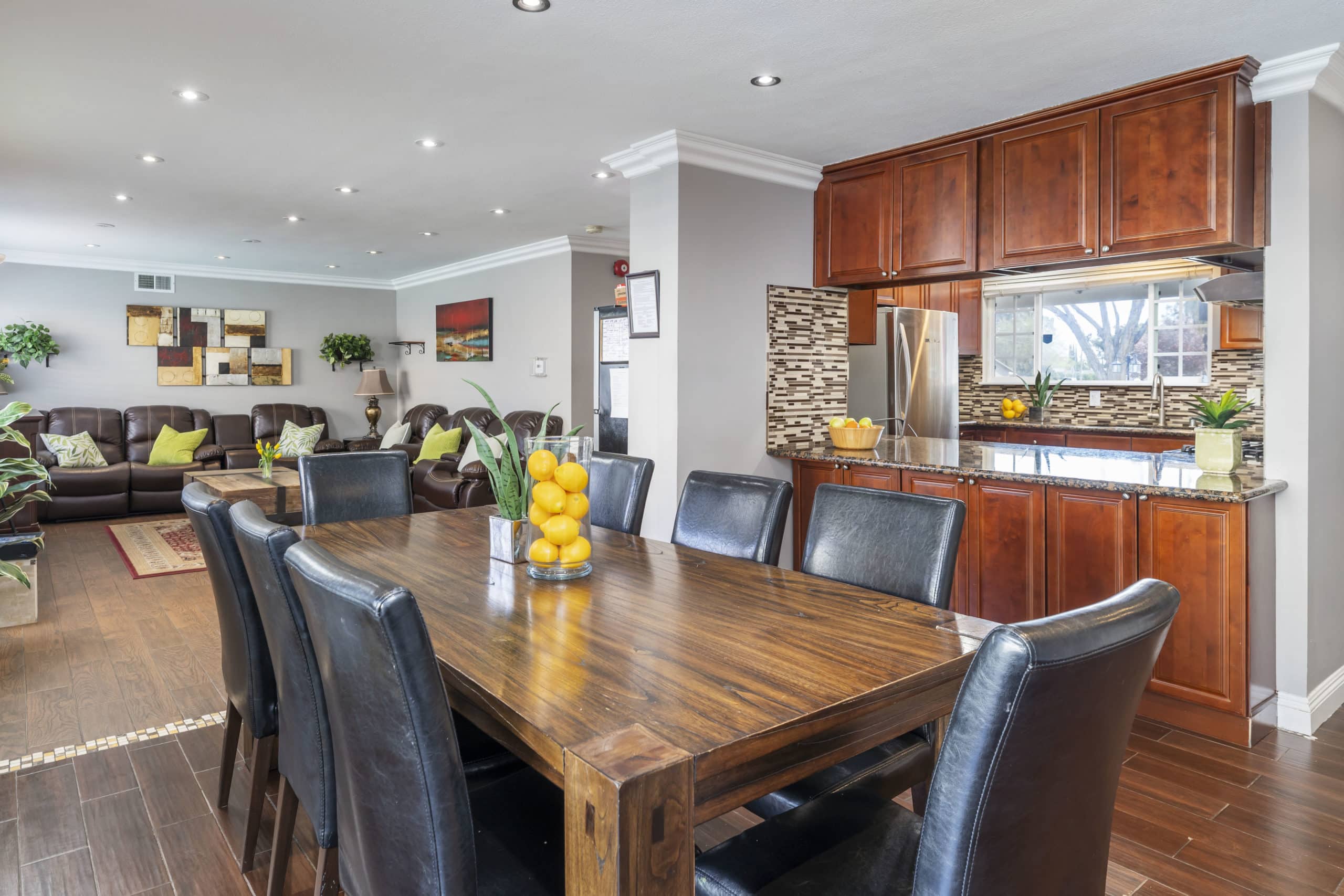 Amazing dining table